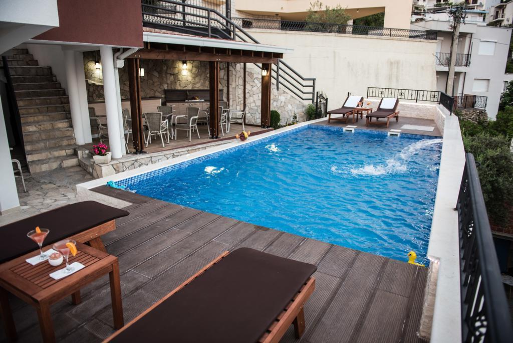 Villa Premier อุลซิน ภายนอก รูปภาพ